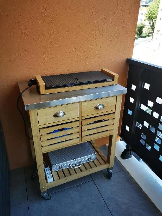 Appartement Carqueiranne Le Port 0*,